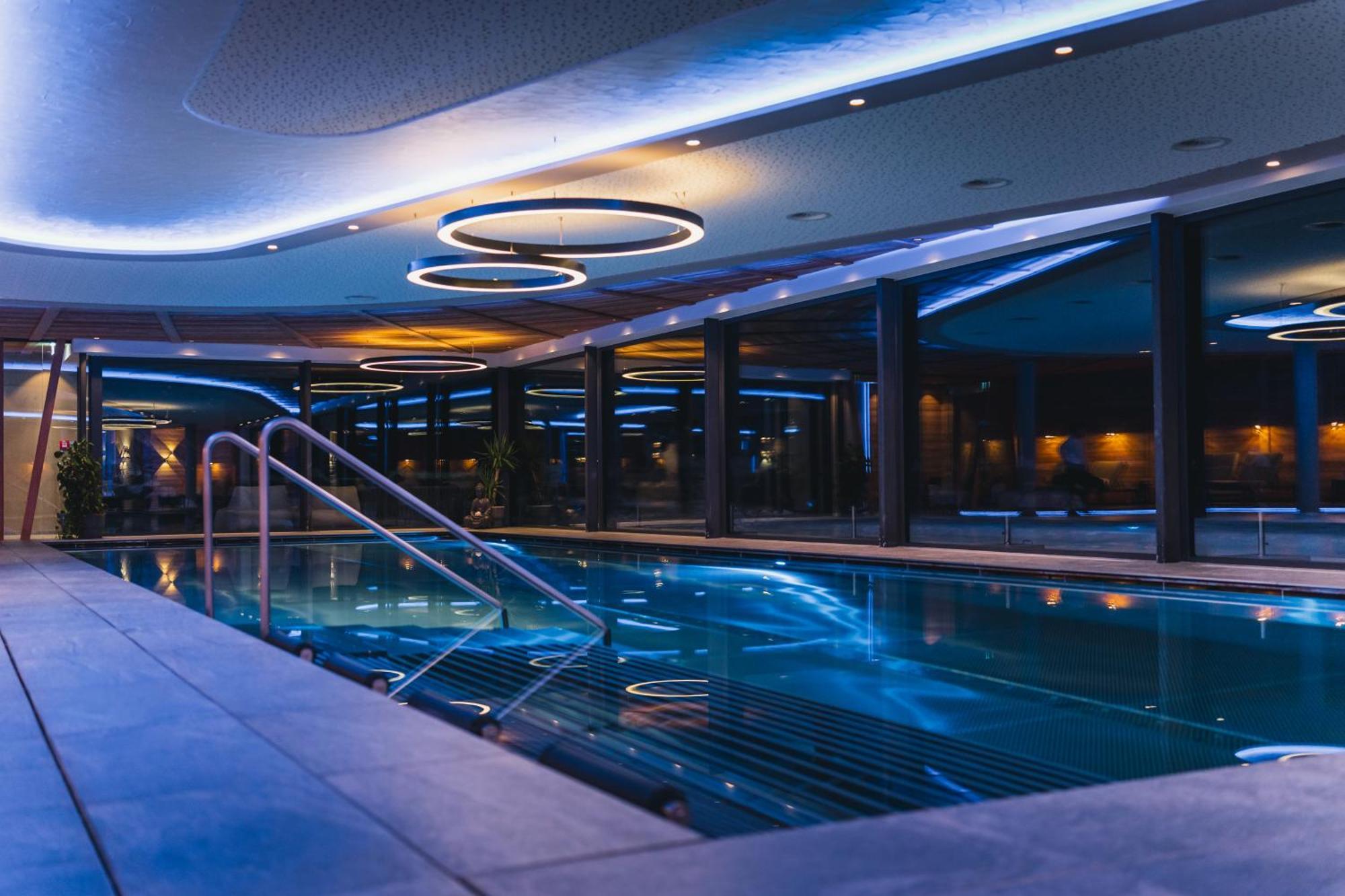 Alpinhotel Berghaus Spa 턱스 외부 사진